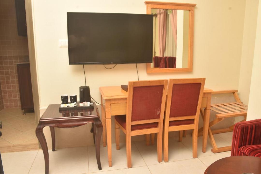 Crown Hotel Juba Bagian luar foto