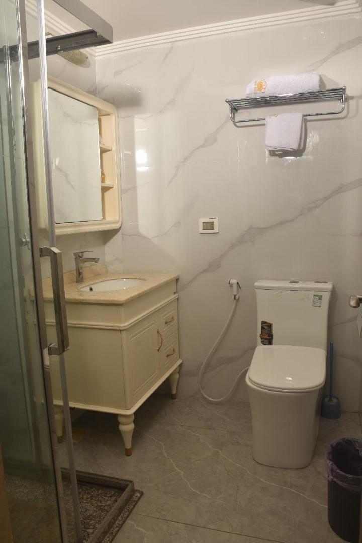 Crown Hotel Juba Bagian luar foto